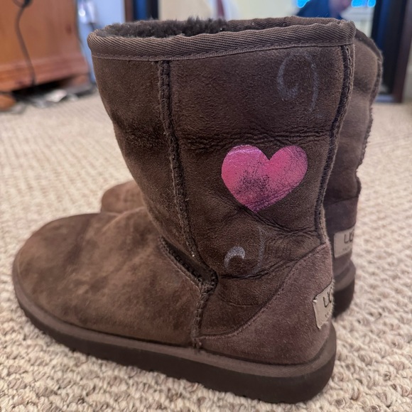 Chocolate brown Uggs - Picture 3 of 3